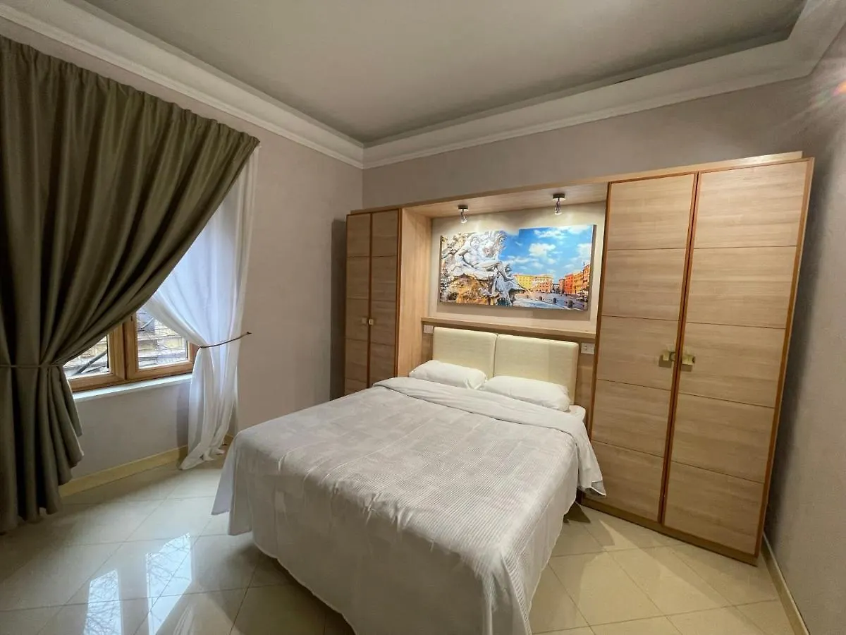 רומא Spqr Suite